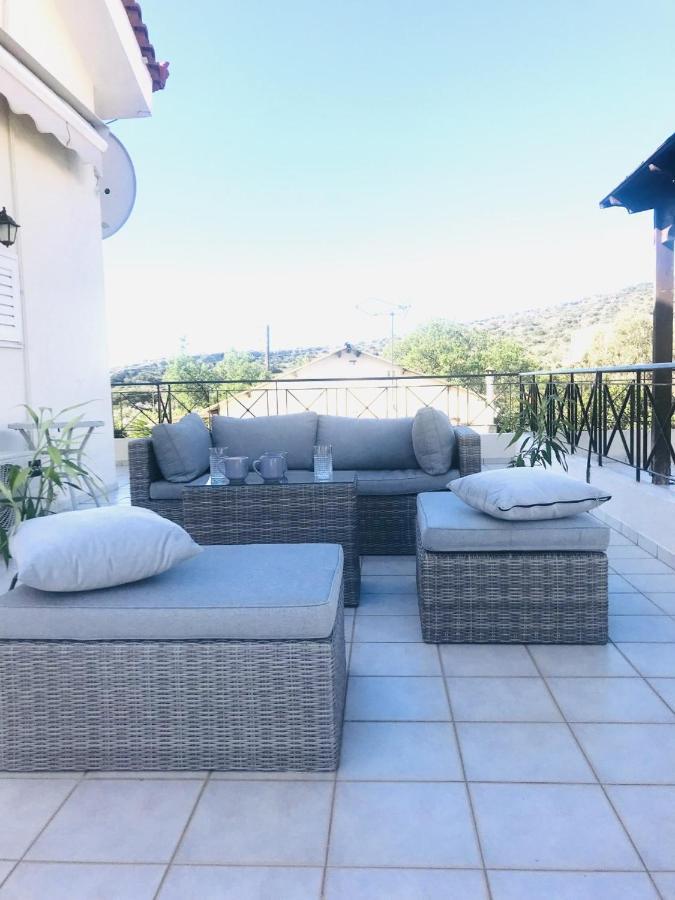 Beautiful Maisonette With A View To The Mountains And The Sea Agia Marina  Exteriér fotografie